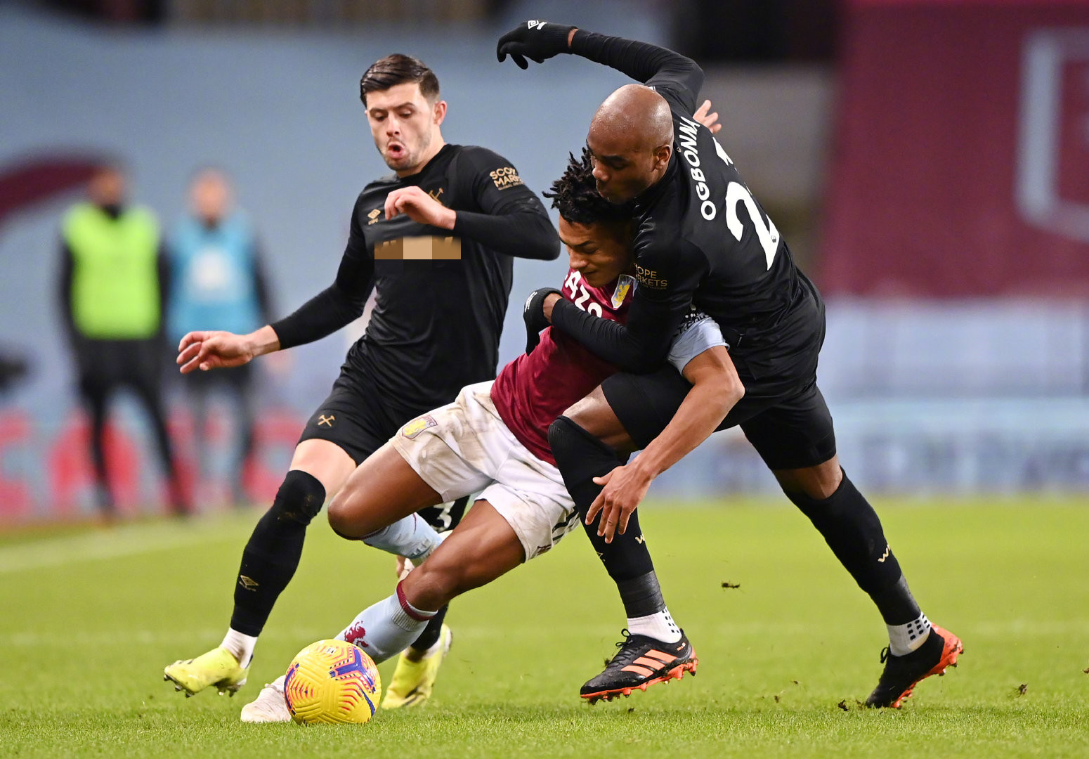 这三名队员 这三名队员